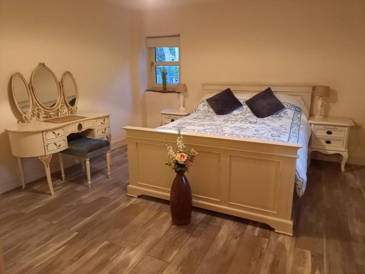 Mary'S Bespoke Cottage Cill Airne Kültér fotó